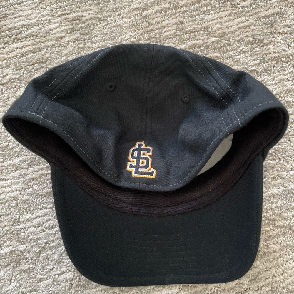 New Era Salt Lake Bees MiLB Embroidered Hat Size 7 1/4 Black White Colorblock - Picture 4 of 7